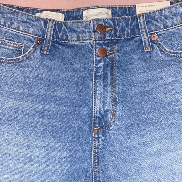 Universal Thread NWT Vintage Midi shorts size 10 - Picture 2 of 7